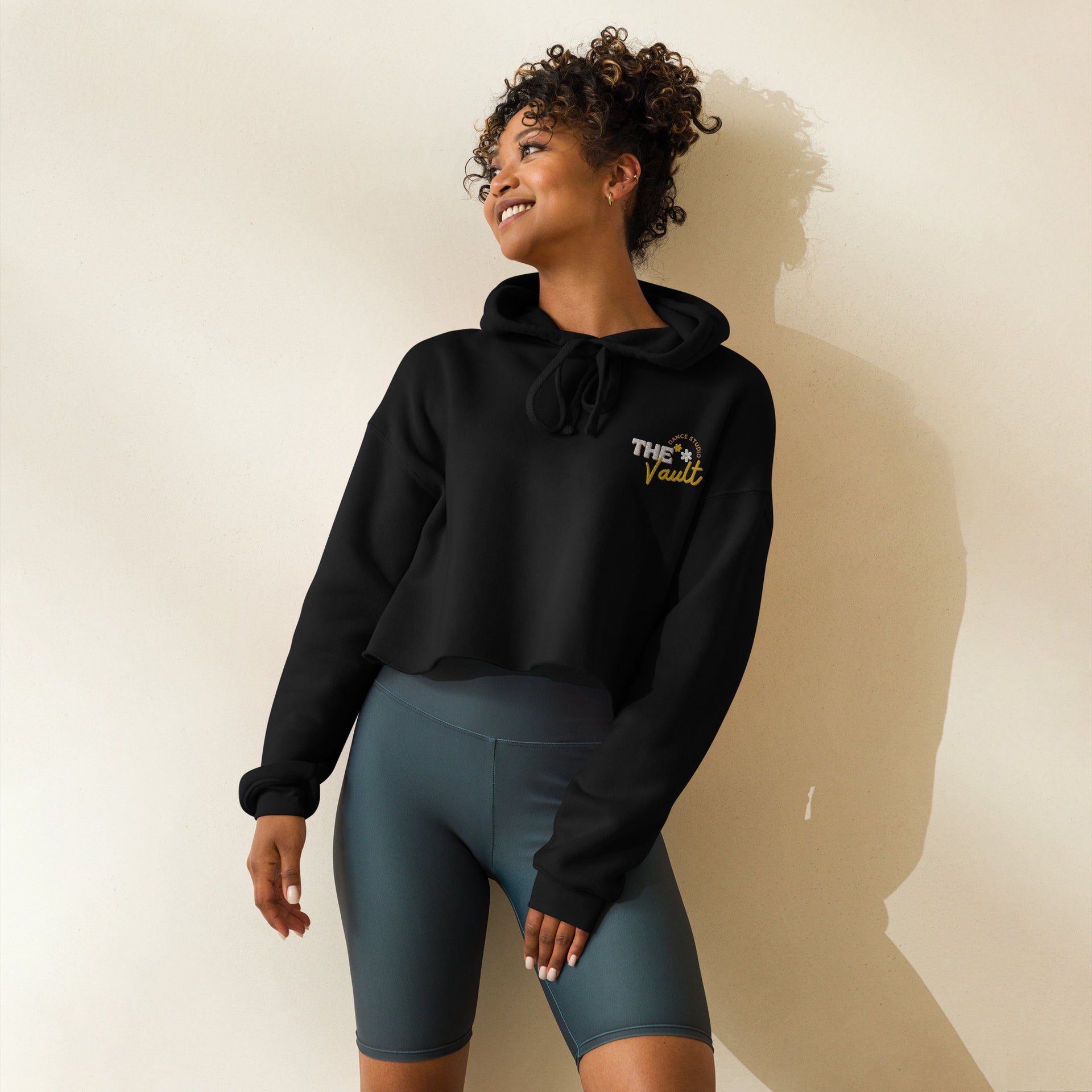 womens-cropped-hoodie-black- 